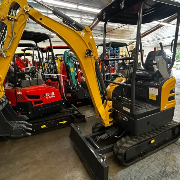1.8 Ton, Kubota Diesel Engine Mini Excavator | AGT-SE17SR - Image 3