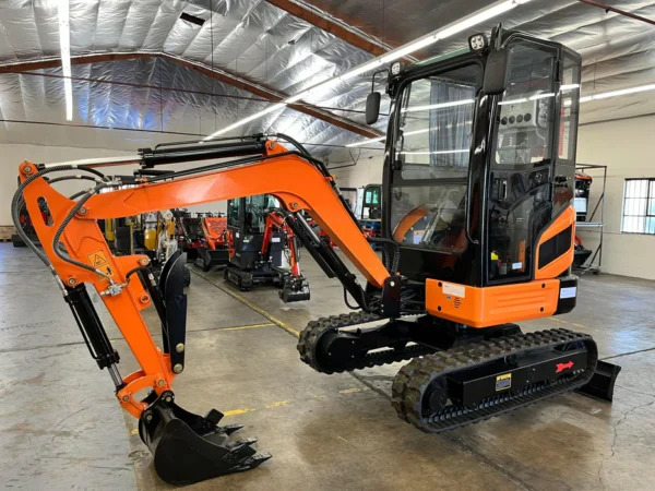 3 Ton, Yanmar Diesel Engine Mini Excavator w/ Swing Boom & Hydraulic Thumb | AGT-NTB45U | Pick up only or Arrange Shipping! - Image 4