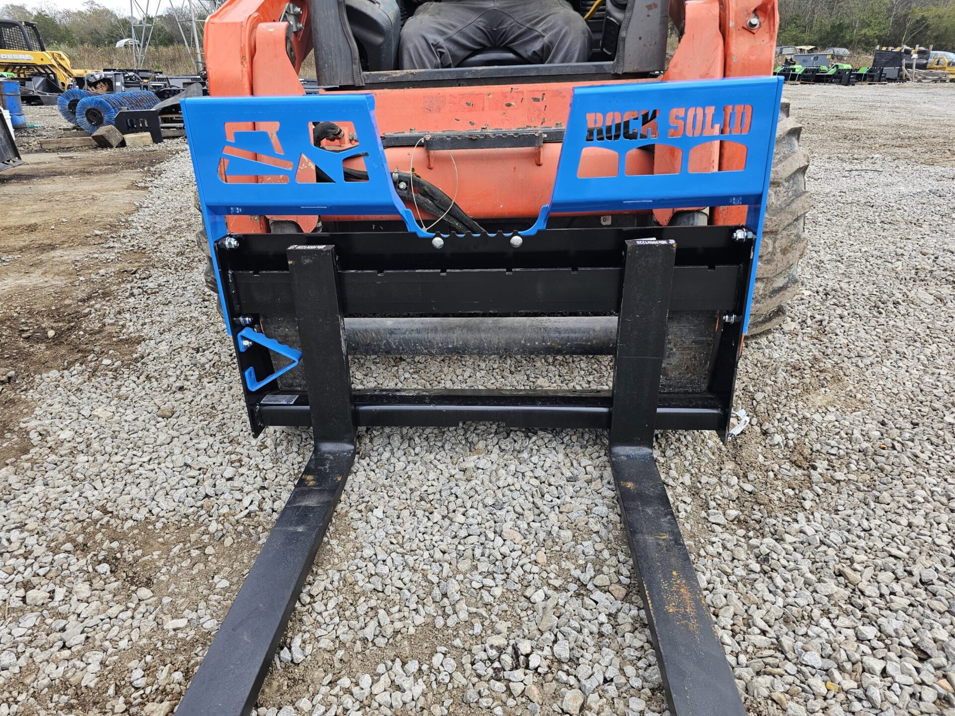 Rock Solid Full Back Pallet Forks - Image 4