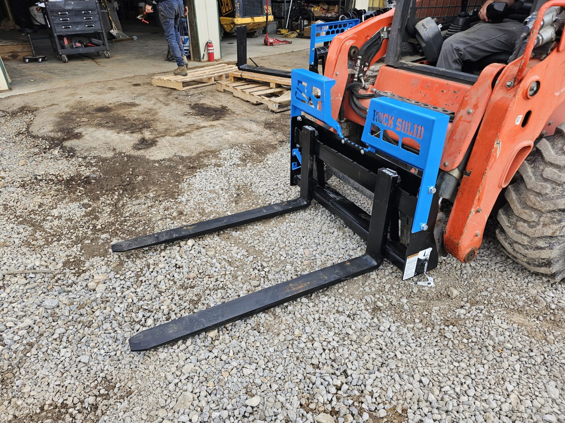 Rock Solid Full Back Pallet Forks - Image 3