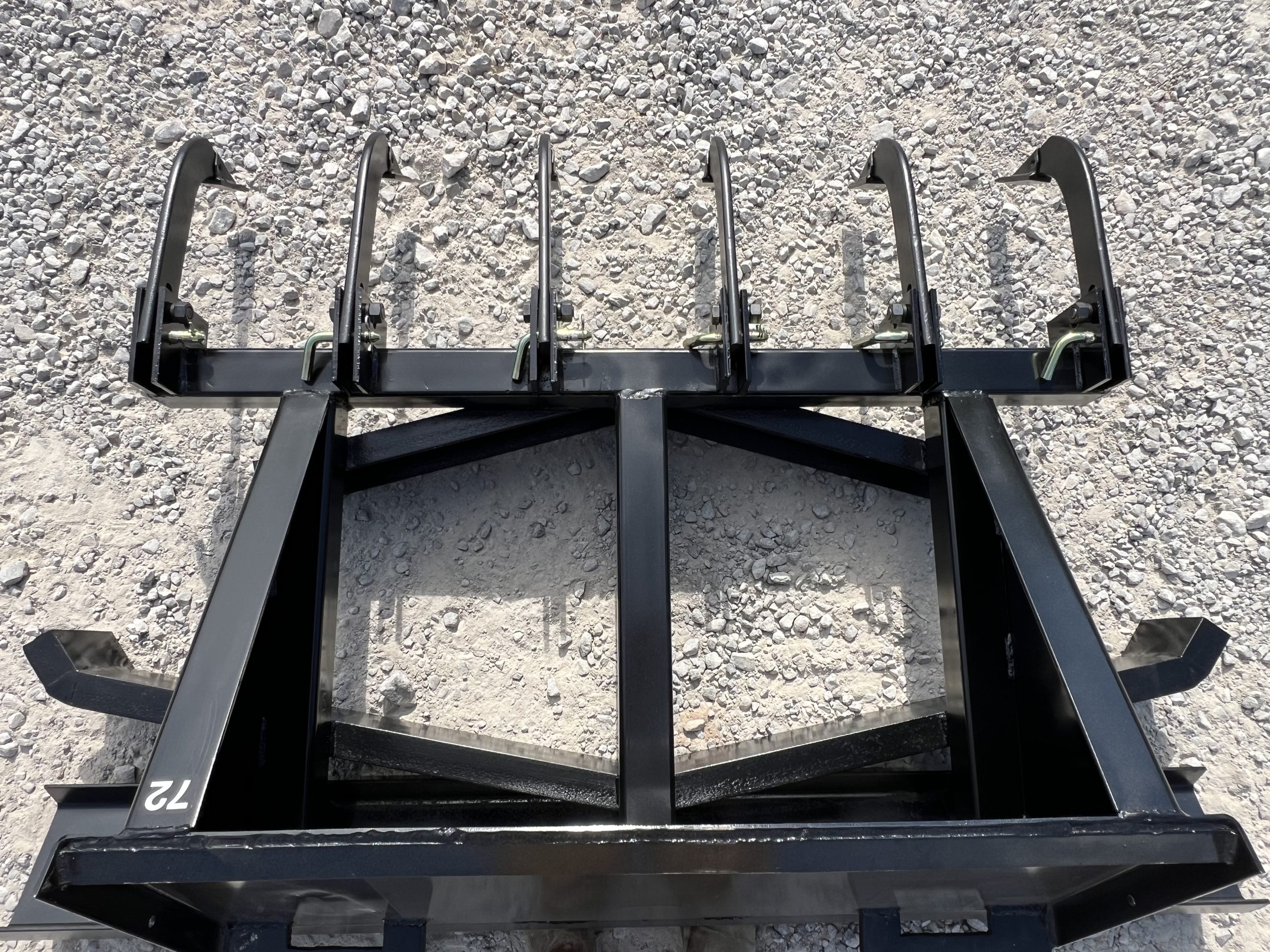 84″ Leveling Spreader Grading Bar Plane with Rippers Attachment Fits Skid Steer - Image 6