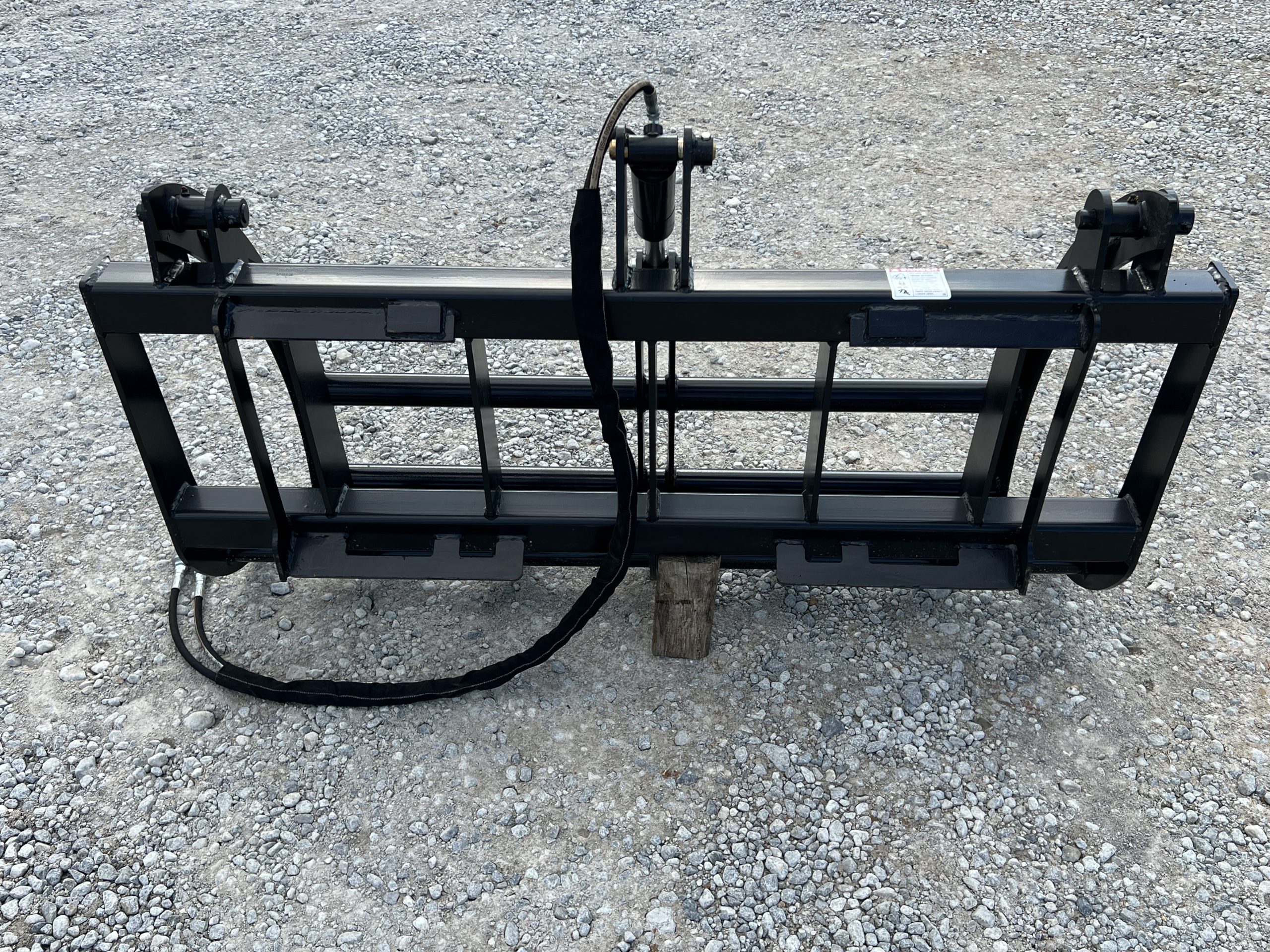 60″ Compact Tractor Root Rake Clam Grapple Attachment Fits Skid Steer Quick Attach - Image 6