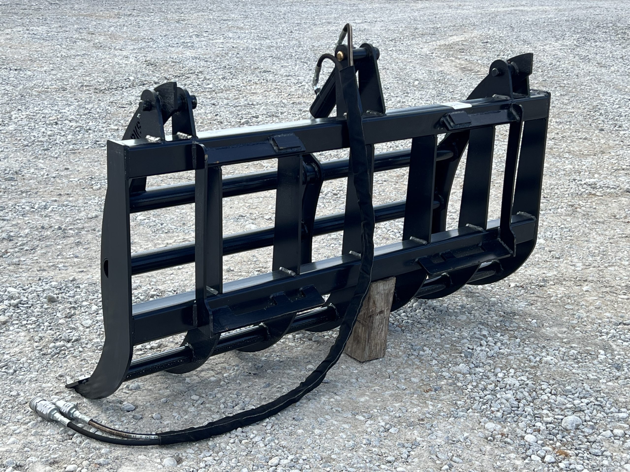 60″ Compact Tractor Root Rake Clam Grapple Attachment Fits Skid Steer Quick Attach - Image 7