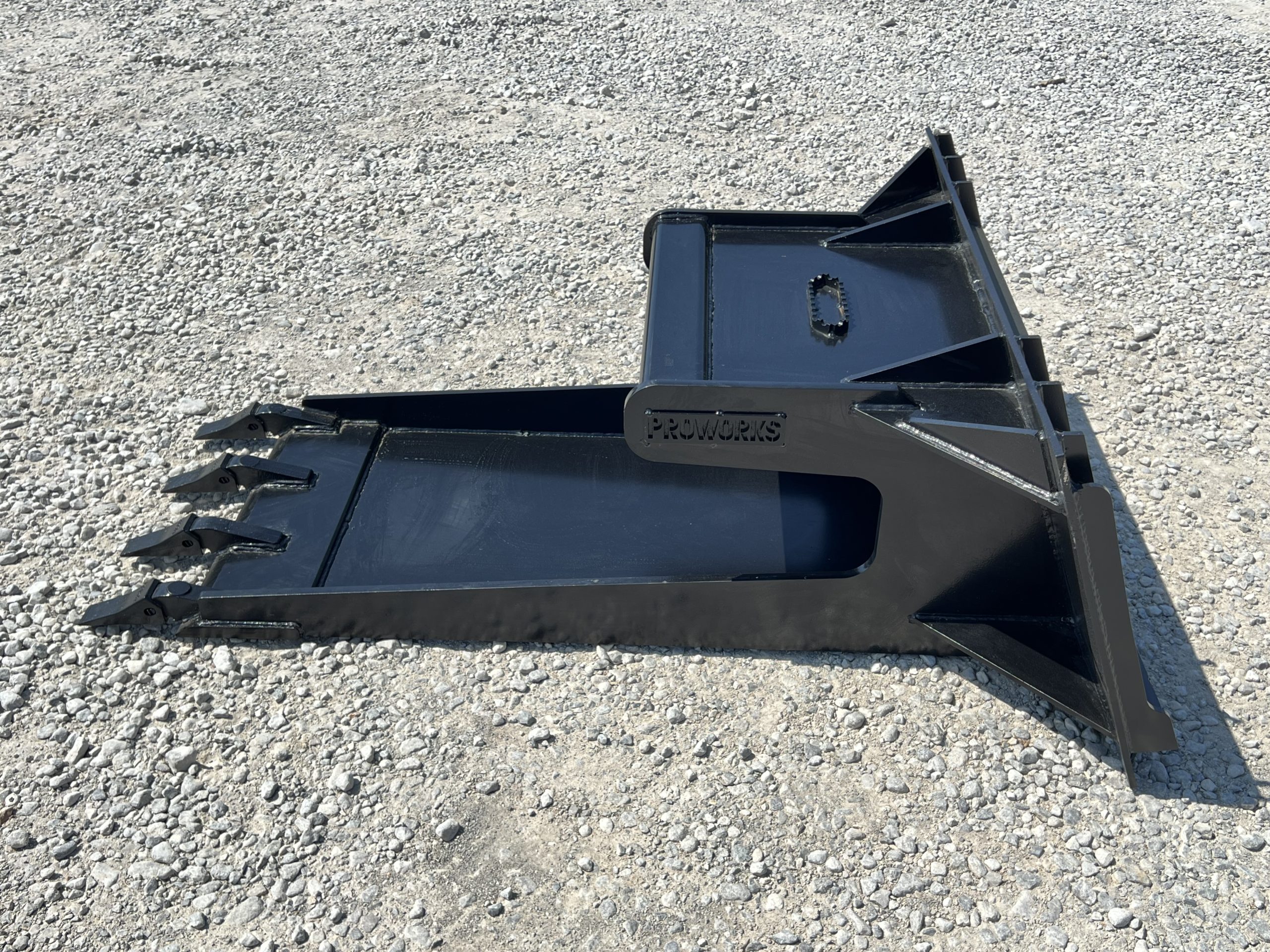 Concrete Claw Slab Bucket Attachment with Teeth Fits Skid Steer Quick Attach - Image 5