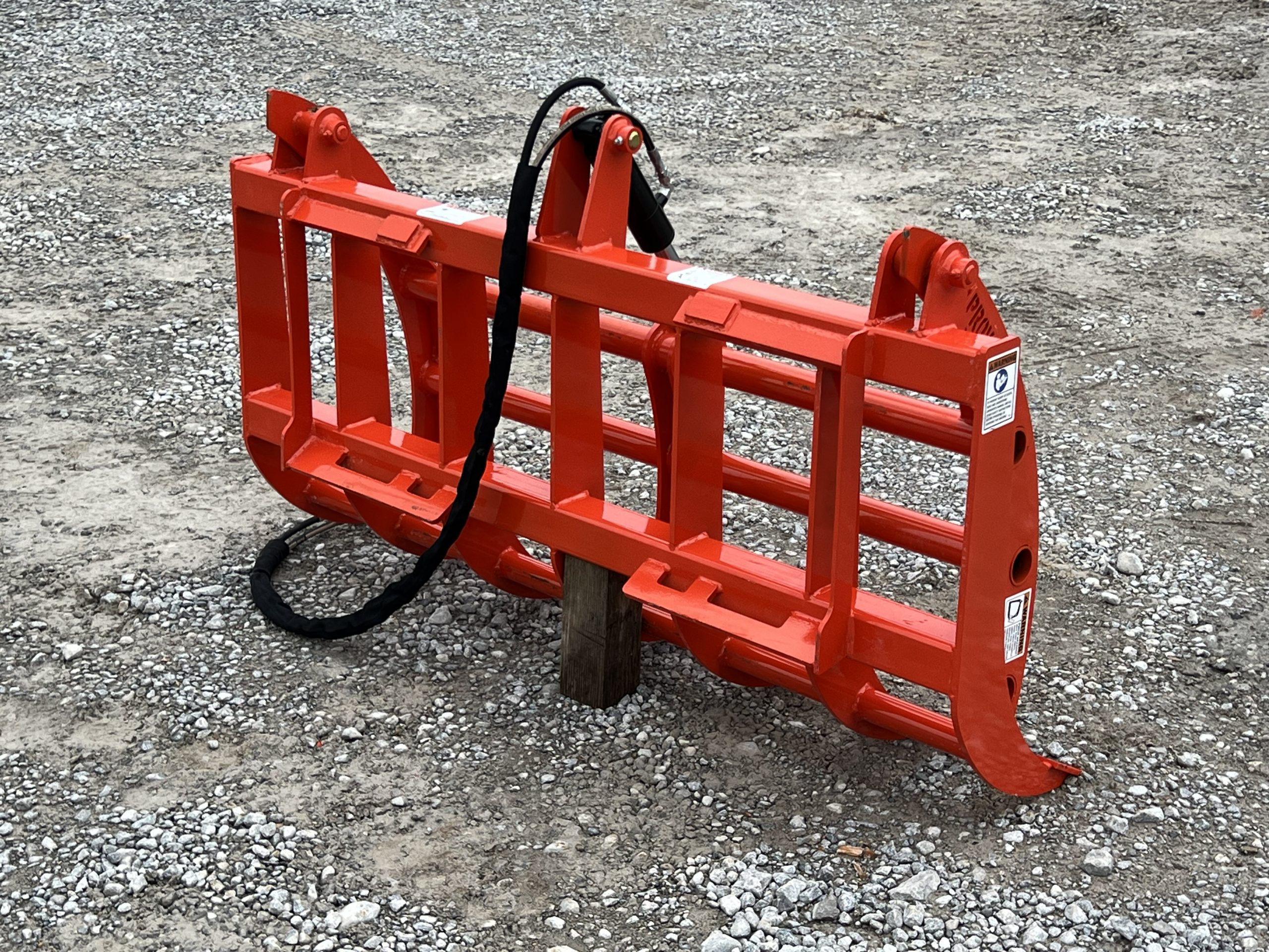 60″ Compact Tractor Root Rake Clam Grapple Attachment Fits Skid Steer Quick Attach - Image 4