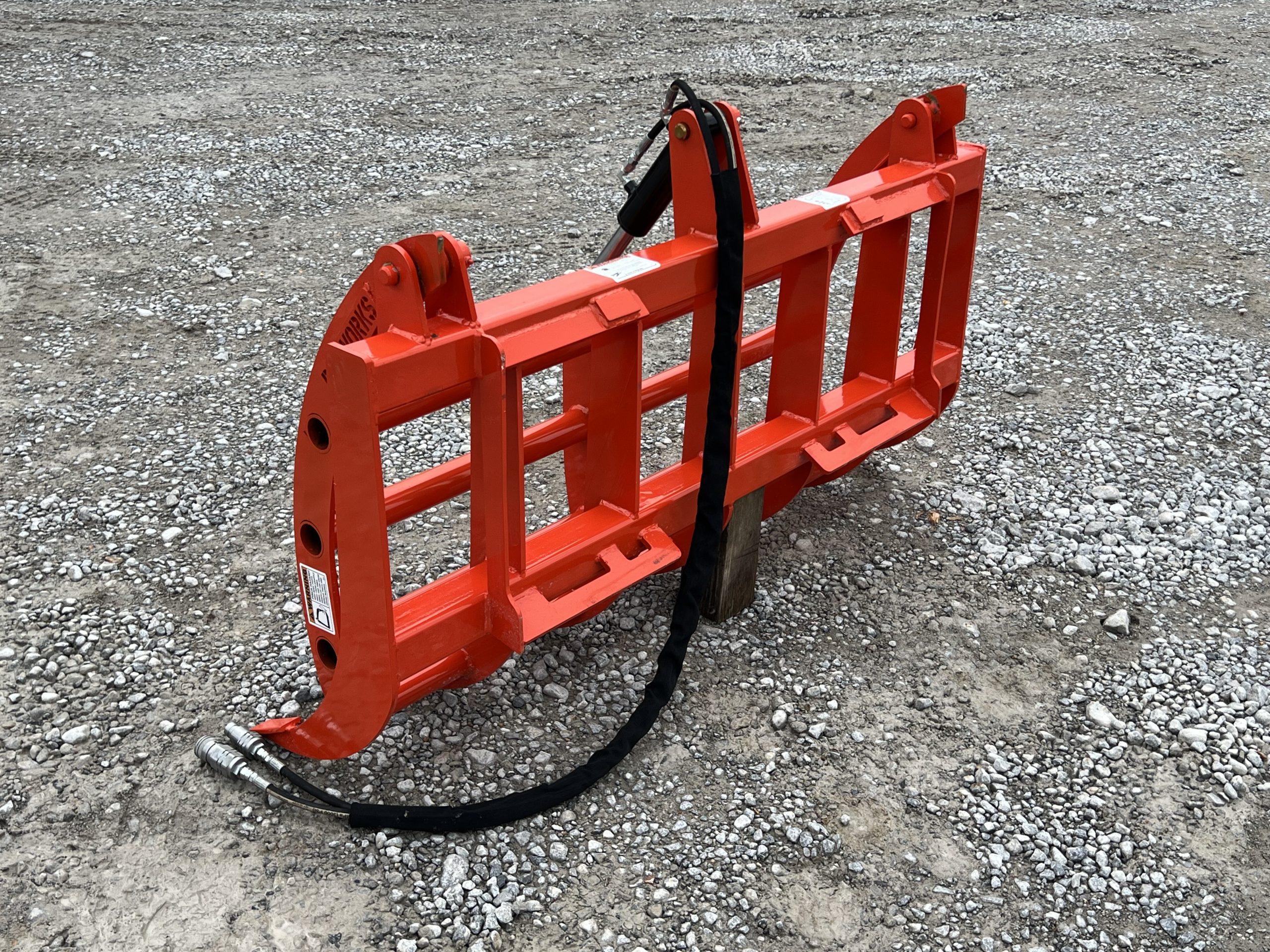 60″ Compact Tractor Root Rake Clam Grapple Attachment Fits Skid Steer Quick Attach - Image 6