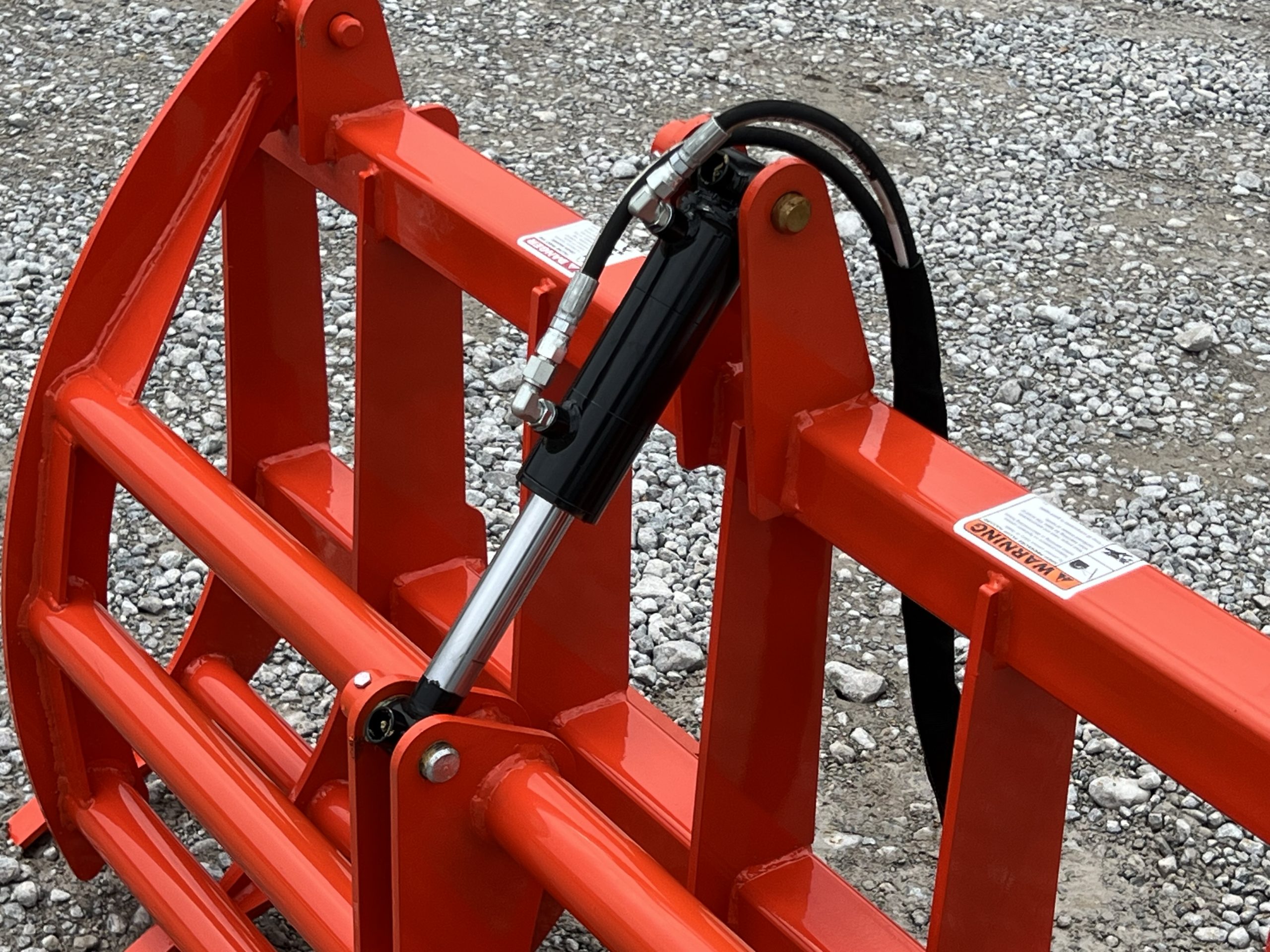 60″ Compact Tractor Root Rake Clam Grapple Attachment Fits Skid Steer Quick Attach - Image 9