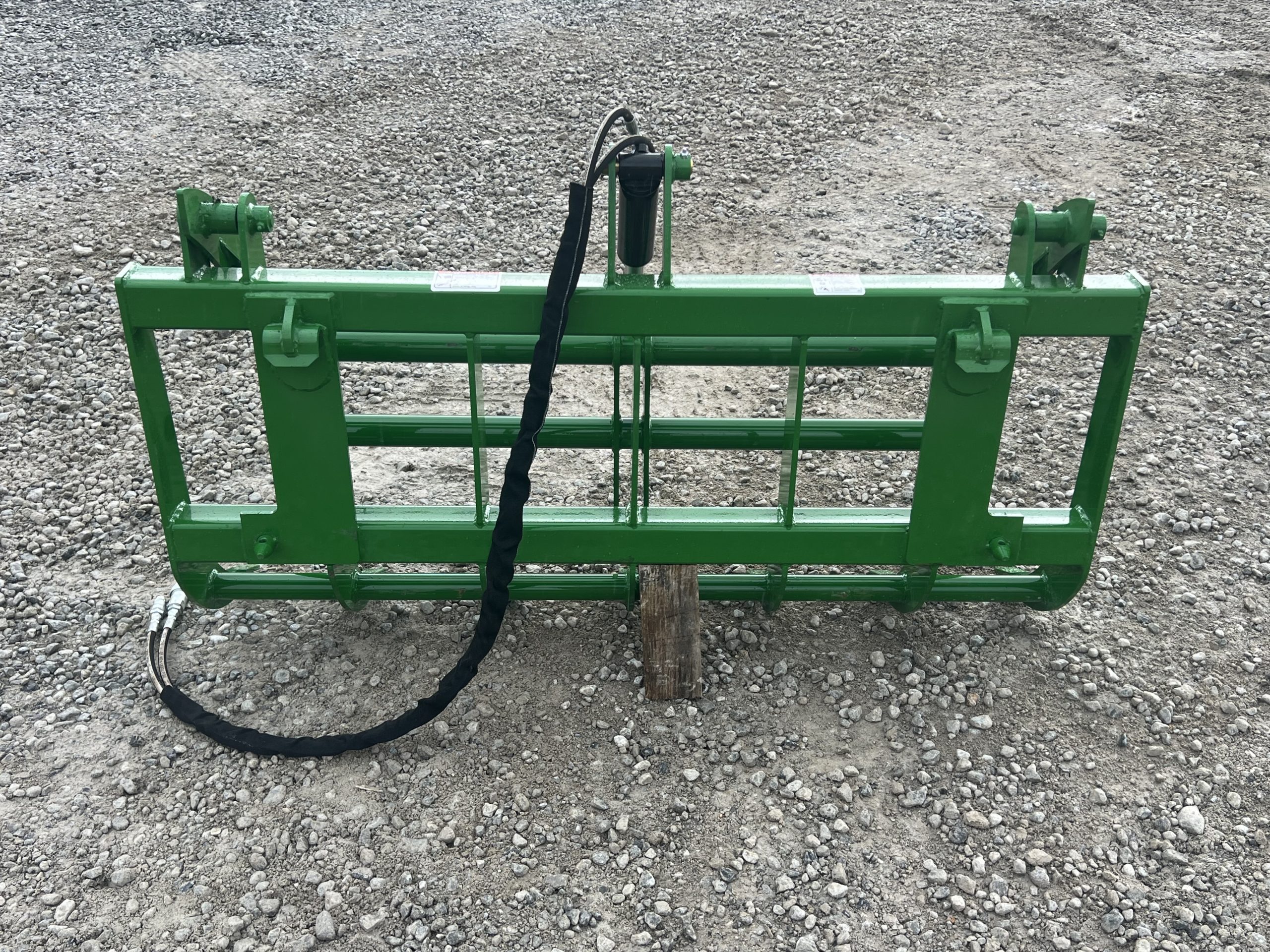 60″ Compact Tractor Root Rake Clam Grapple Fits John Deere Loader - Image 6
