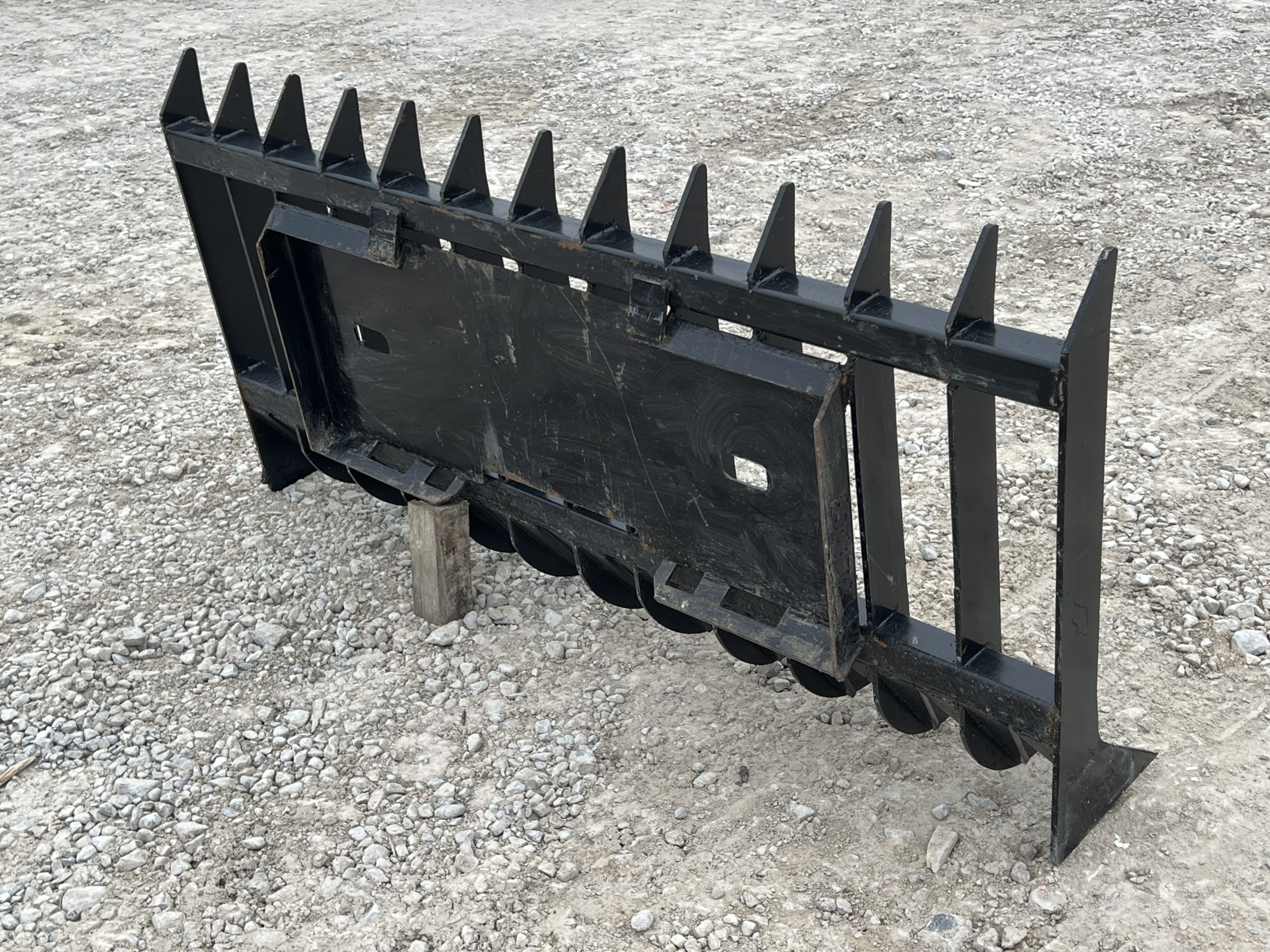 70″ Brush Root Debris Rake Attachment Fits Universal Skid Steer Quick Attach 70″ Brush Root Debris Rake Attachment Fits Universal Skid Steer Quick Attach - Image 5