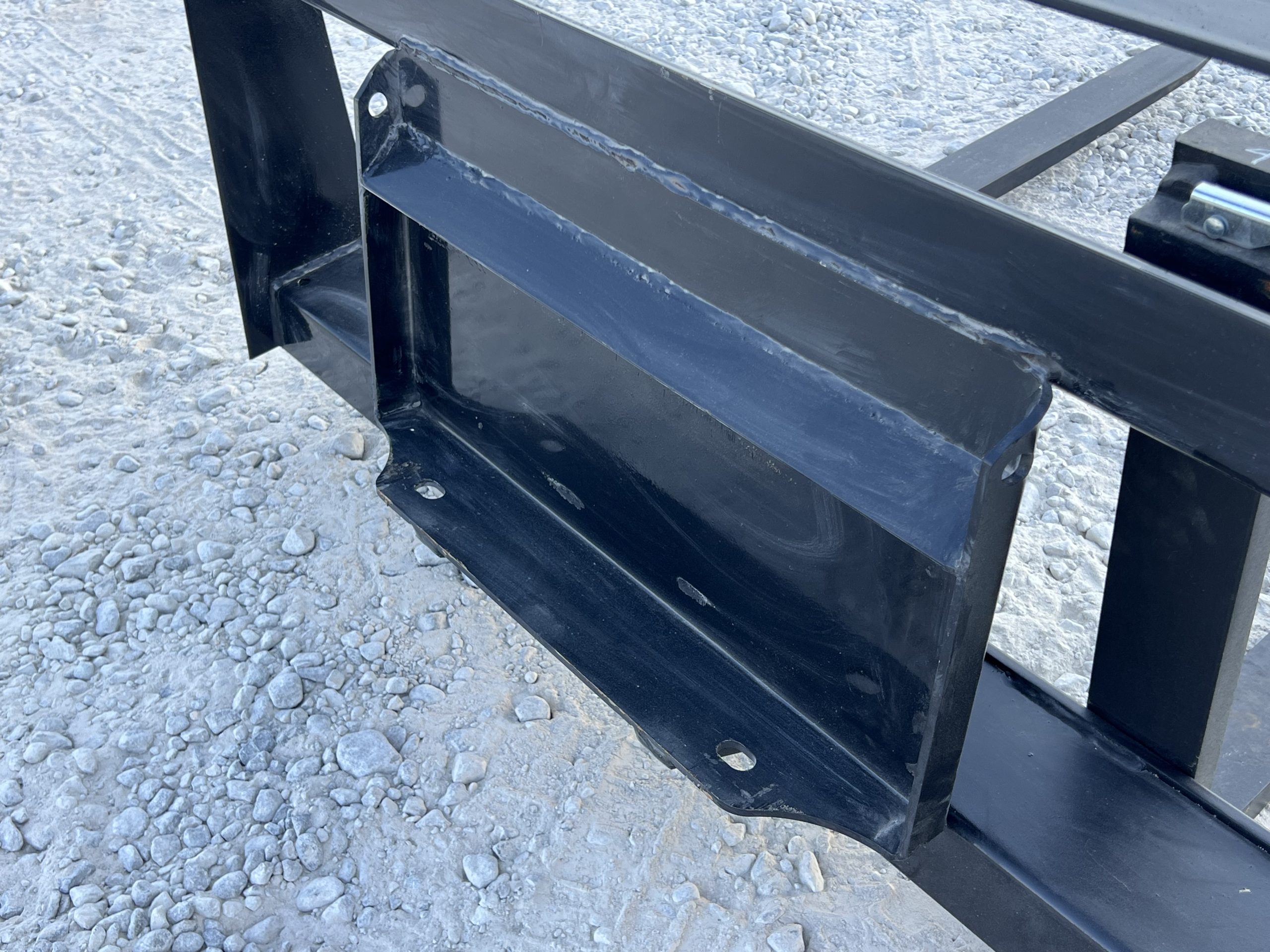 42″ Long 2,200 Pound Wide Rail Pallet Fork Attachment Fits Mini Universal Skid Steer - Image 12