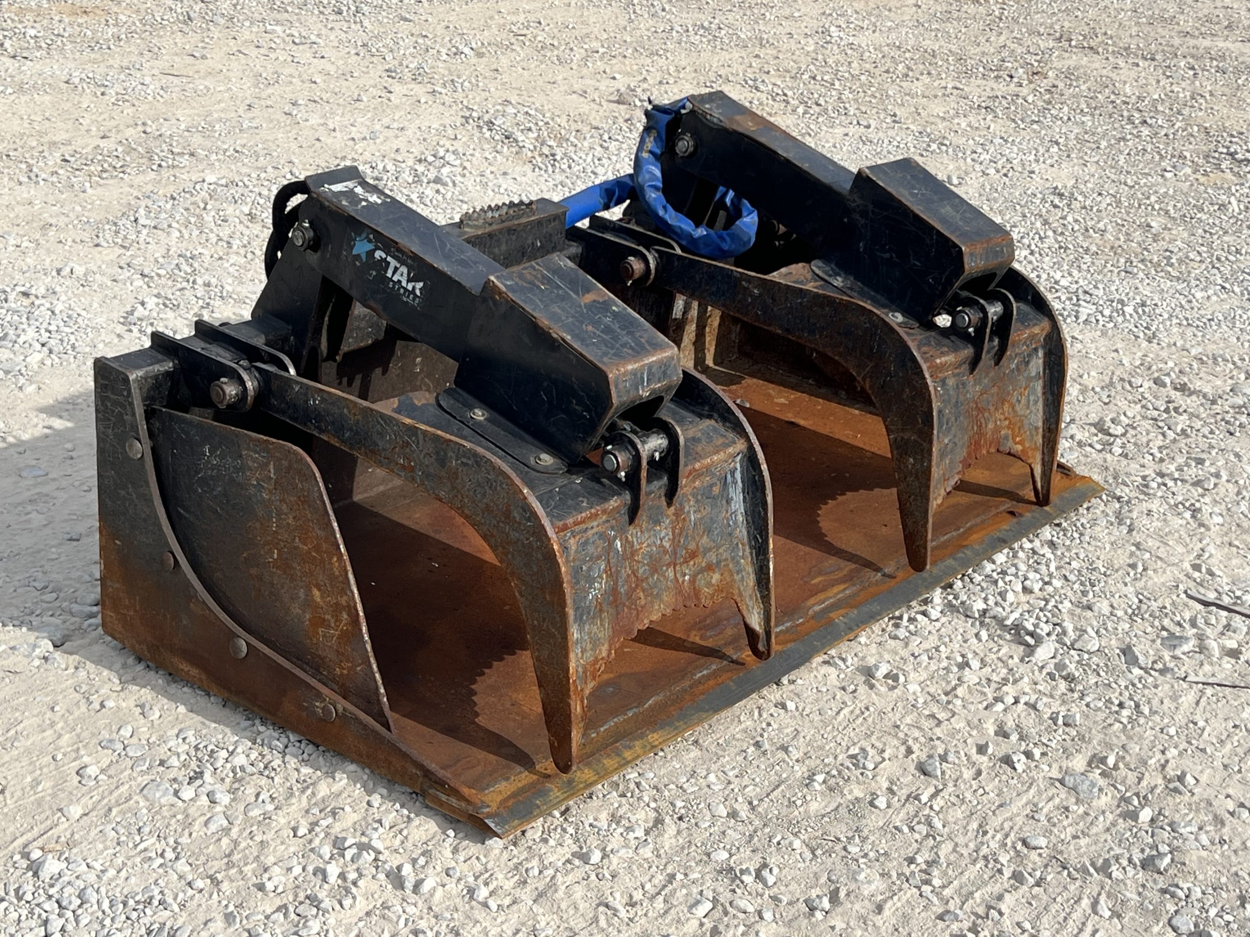 2022 66″ Star Industries Grapple Bucket Scrap Demolition Attachment Fits Skid Steer - Image 3