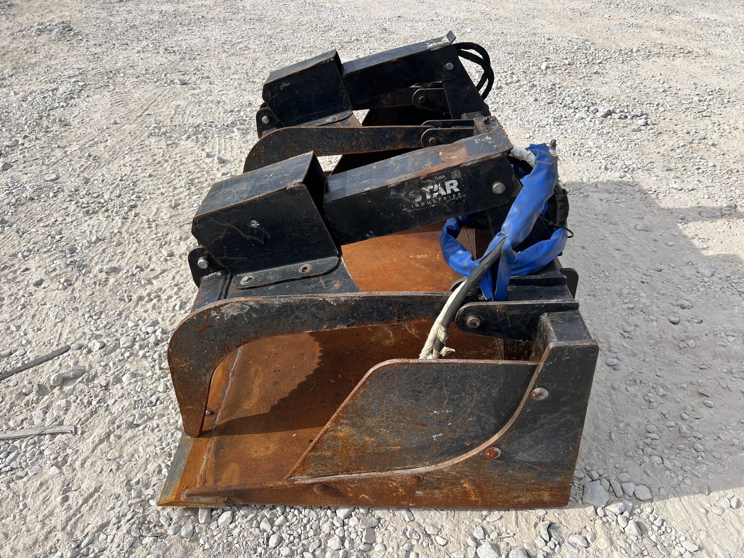 2022 66″ Star Industries Grapple Bucket Scrap Demolition Attachment Fits Skid Steer - Image 11