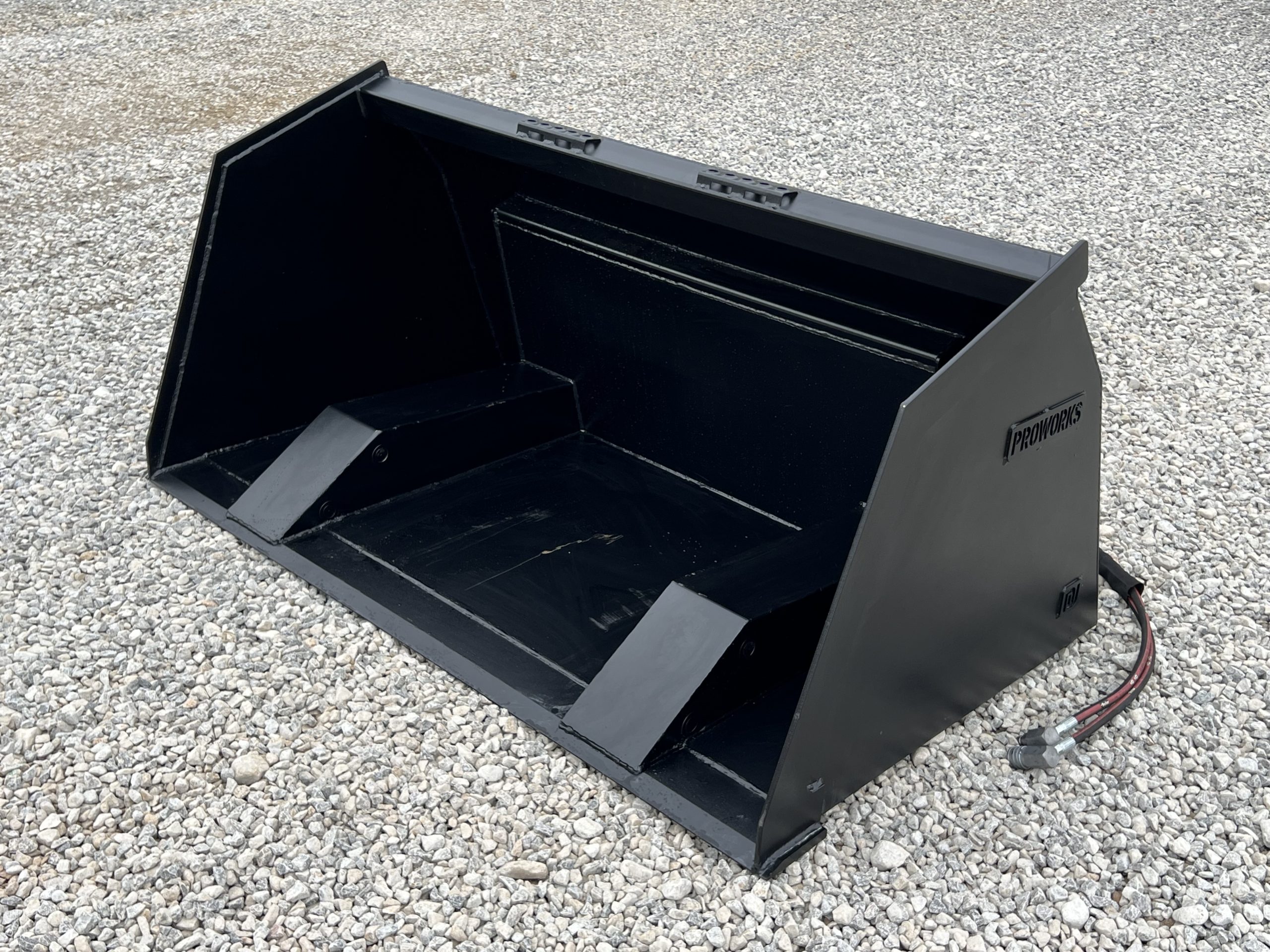 72″ High Front Dump Bucket Attachment Fits Skid Steer Quick Attach - Image 3