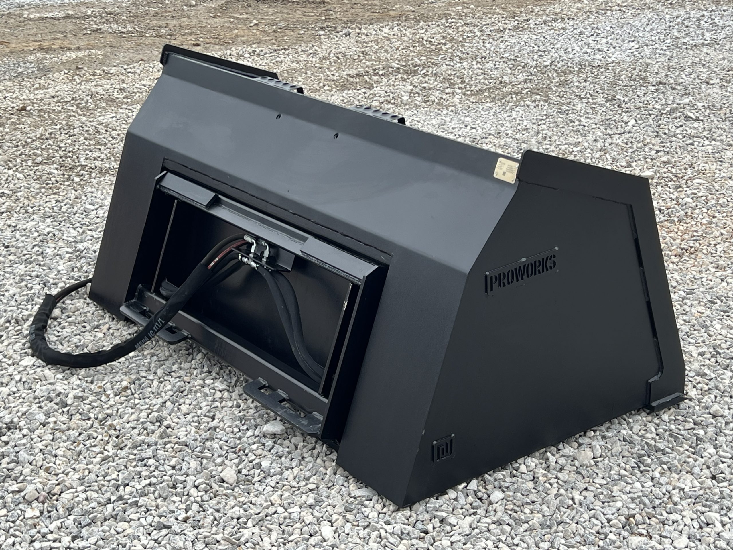 72″ High Front Dump Bucket Attachment Fits Skid Steer Quick Attach - Image 5