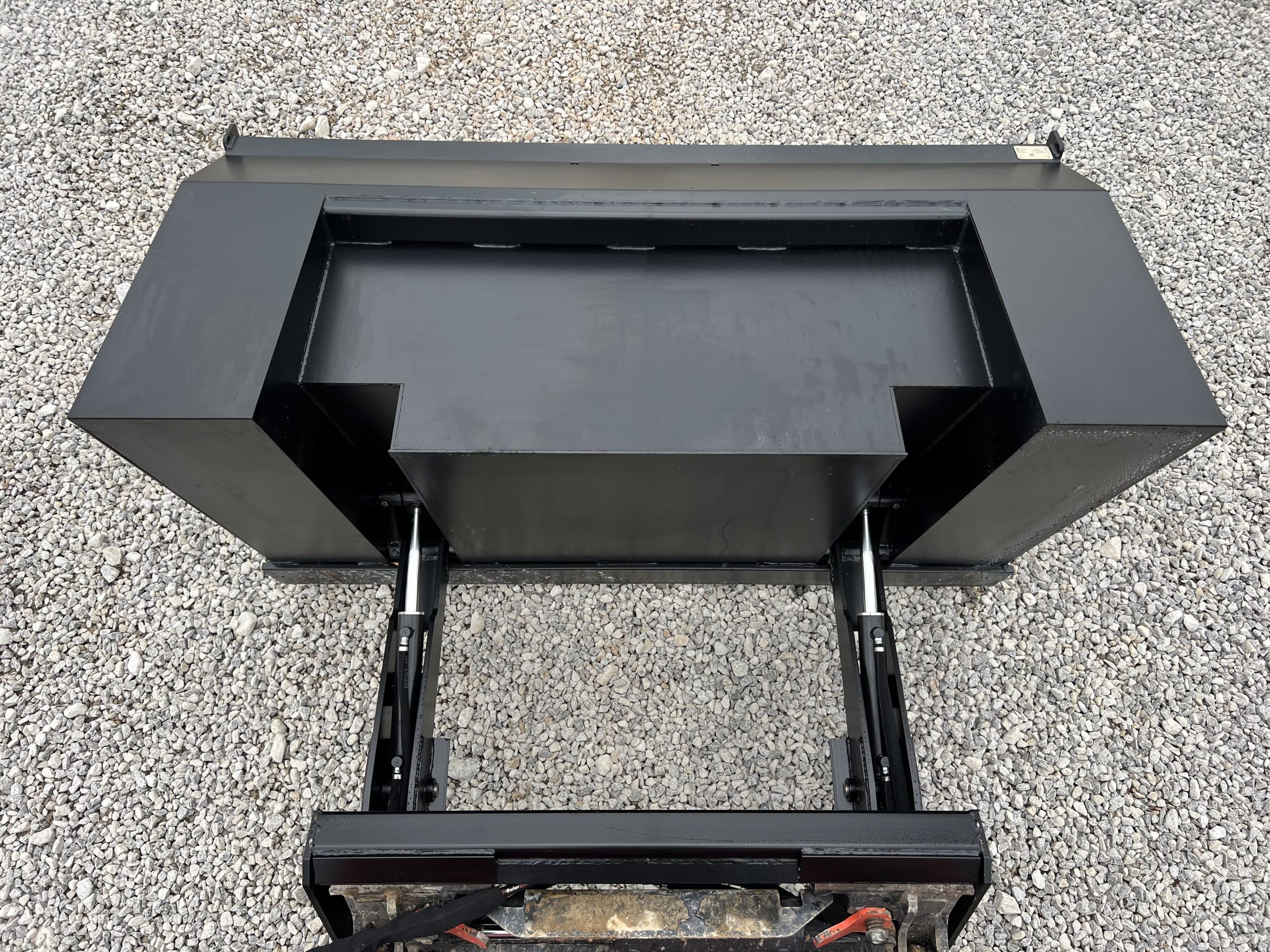 72″ High Front Dump Bucket Attachment Fits Skid Steer Quick Attach - Image 14