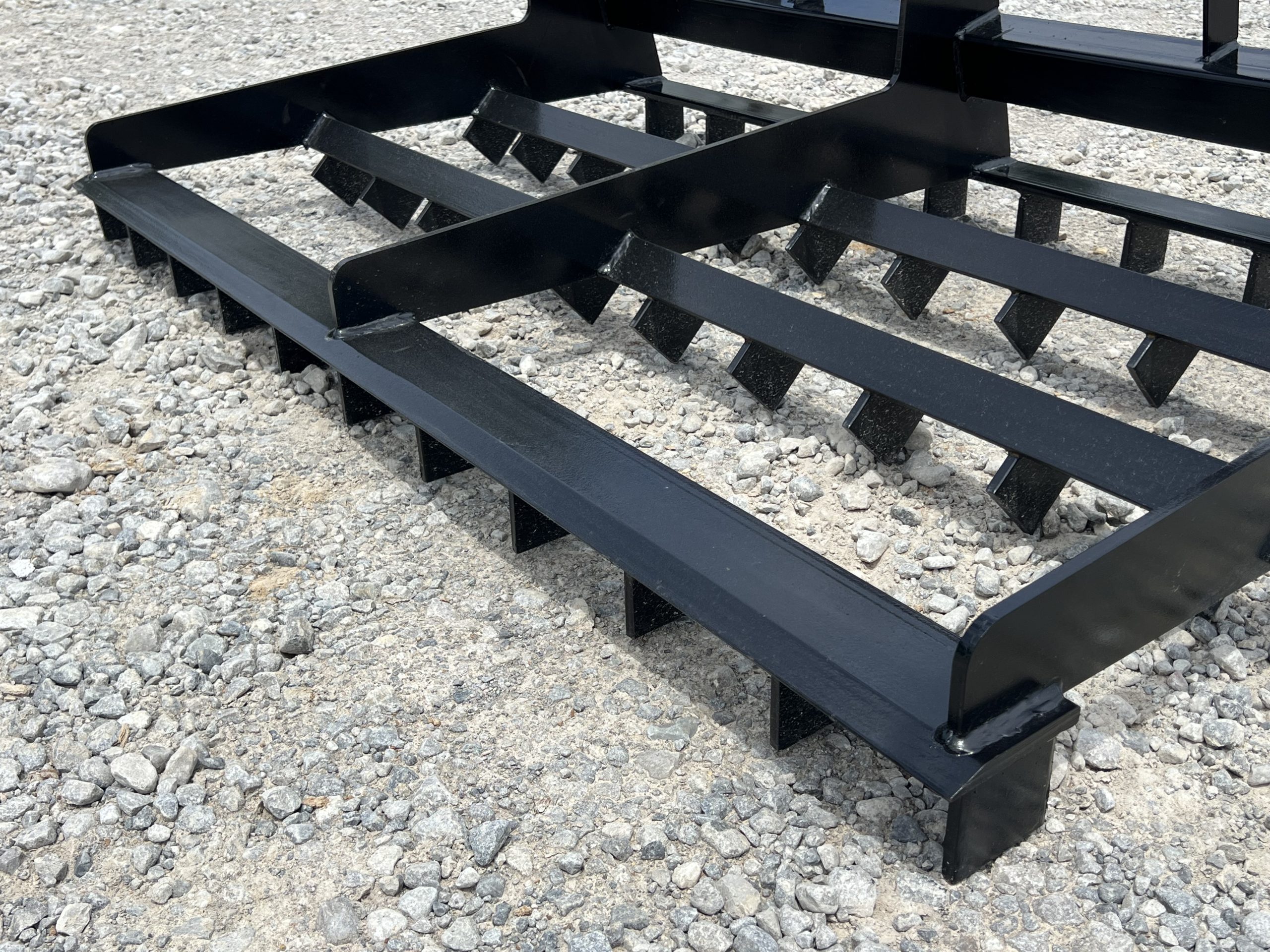 60″ Land Plane Grading Leveler with Scarifier Teeth Fits Bobcat MT Skid Steer - Image 9