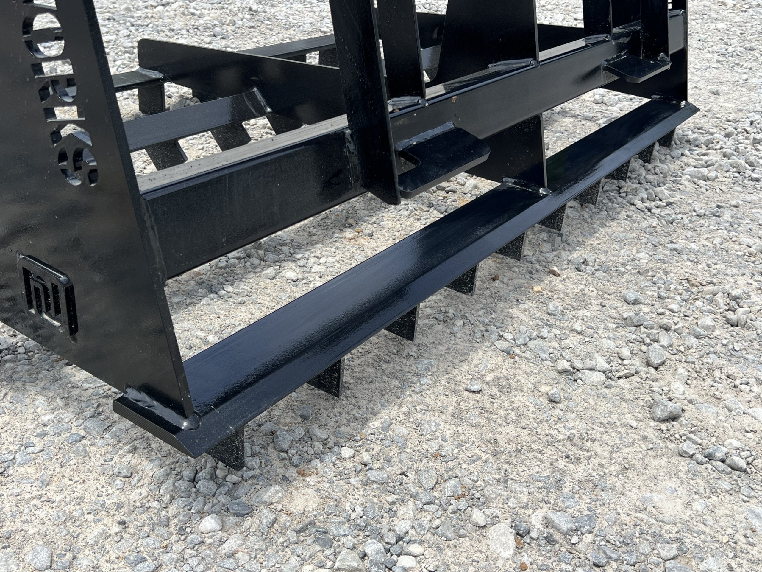 60″ Land Plane Grading Leveler with Scarifier Teeth Fits Bobcat MT Skid Steer - Image 10