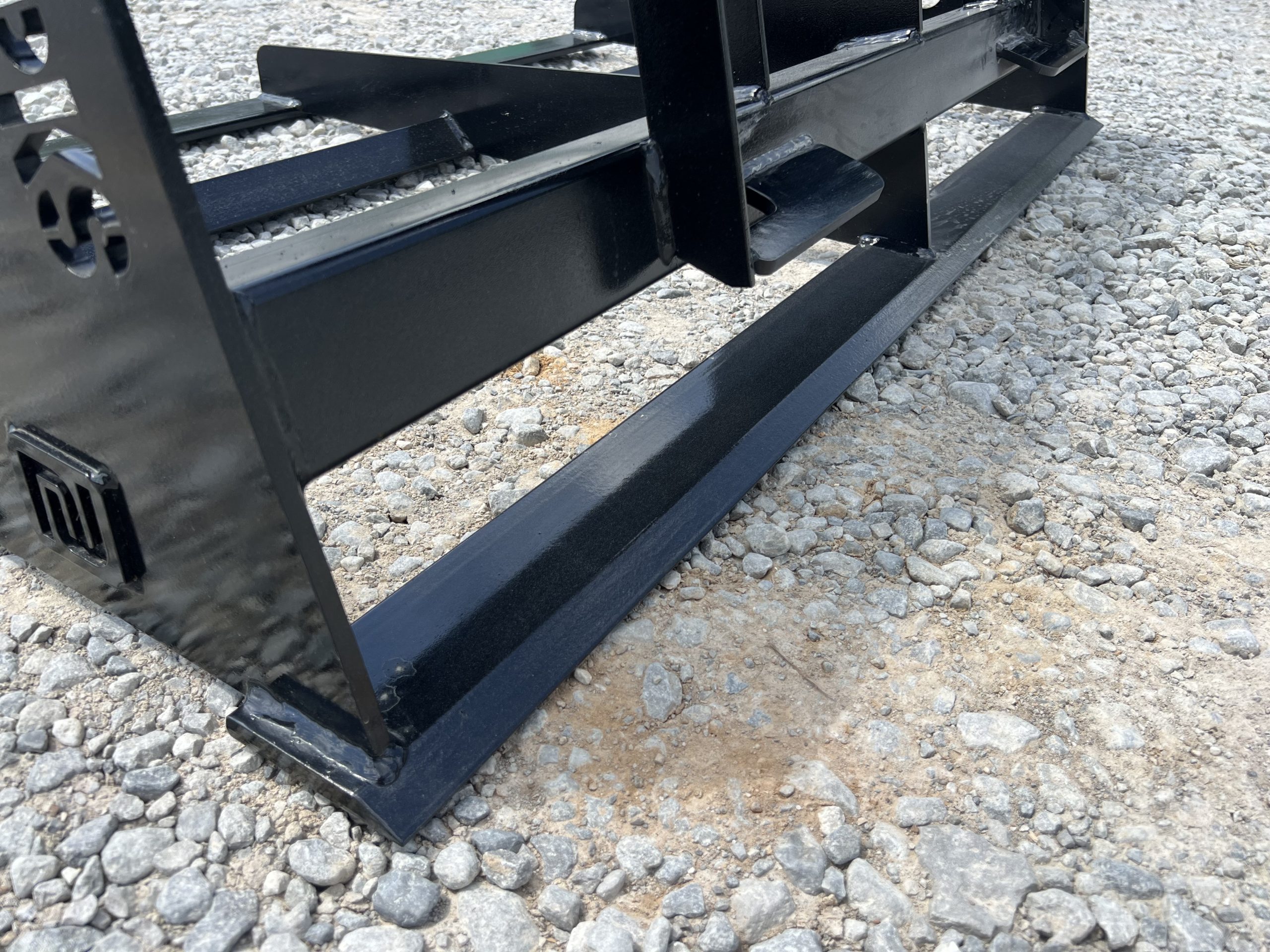 60″ Land Plane Grading Leveler with Cutting Edge Fits Bobcat MT Skid Steer - Image 10