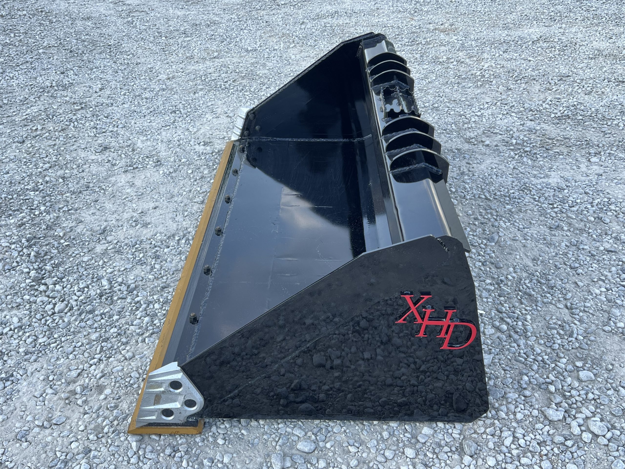 XHD 84″ Severe Duty Smooth Bucket with Bolt On Cutting Edge Fits Compact Track Loader - Image 8