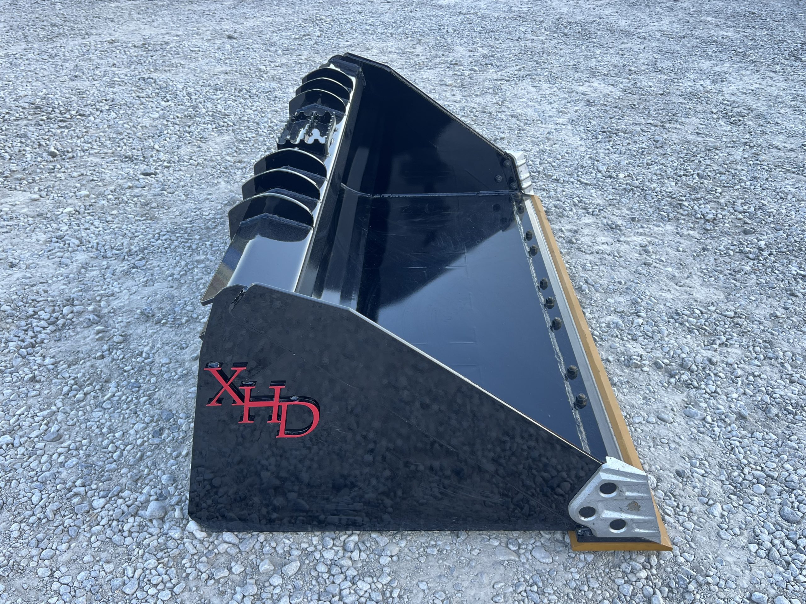 XHD 73″ Severe Duty Smooth Bucket with Bolt On Cutting Edge Fits Compact Track Loader - Image 4