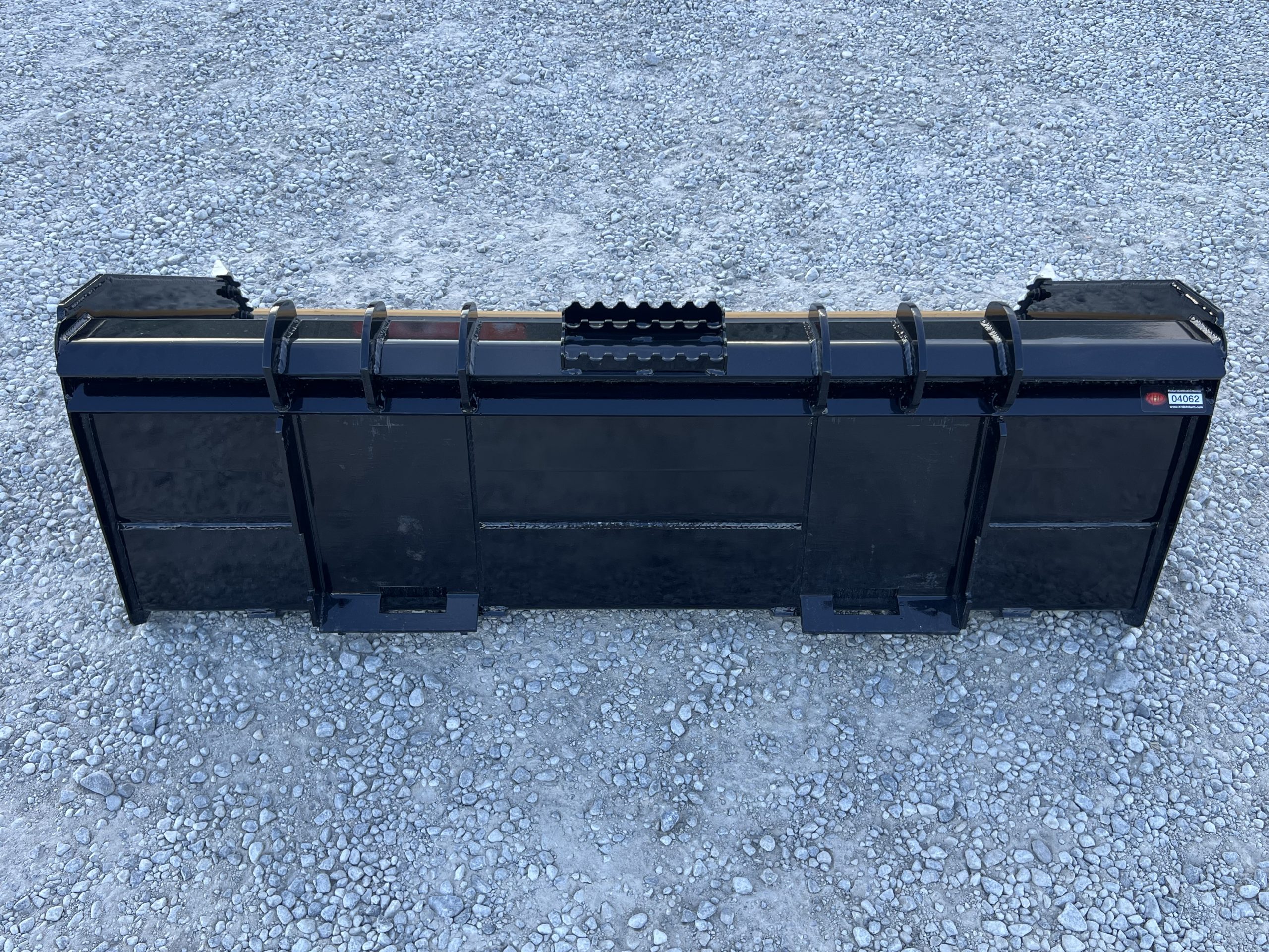 XHD 73″ Severe Duty Smooth Bucket with Bolt On Cutting Edge Fits Compact Track Loader - Image 6