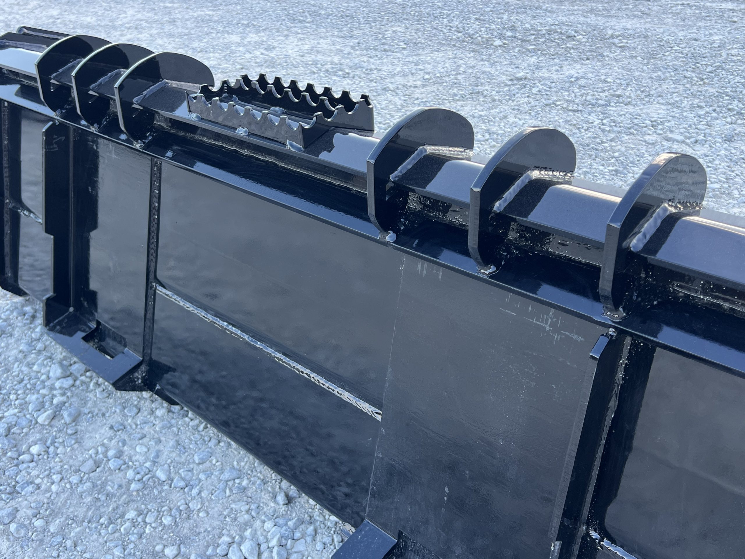 XHD 73″ Severe Duty Smooth Bucket with Bolt On Cutting Edge Fits Compact Track Loader - Image 13