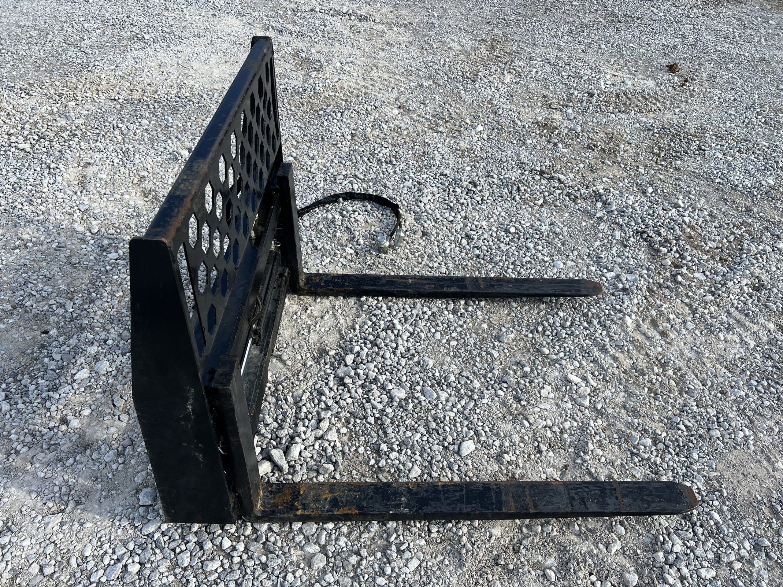 48″ Hydraulic Pallet Forks Fork Positioner Fits Skid Steer Tractor Quick Attach - Image 4