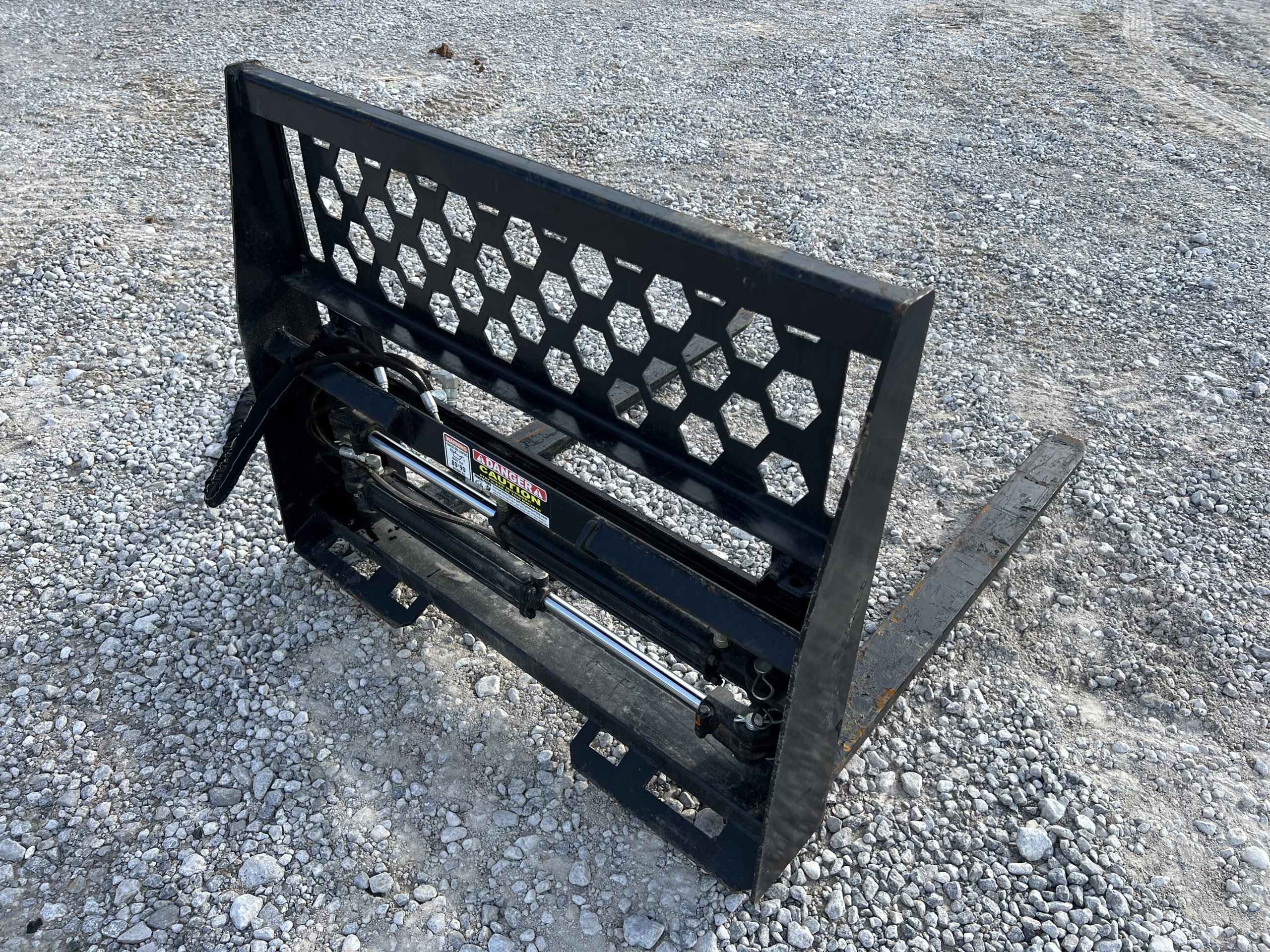 48″ Hydraulic Pallet Forks Fork Positioner Fits Skid Steer Tractor Quick Attach - Image 5