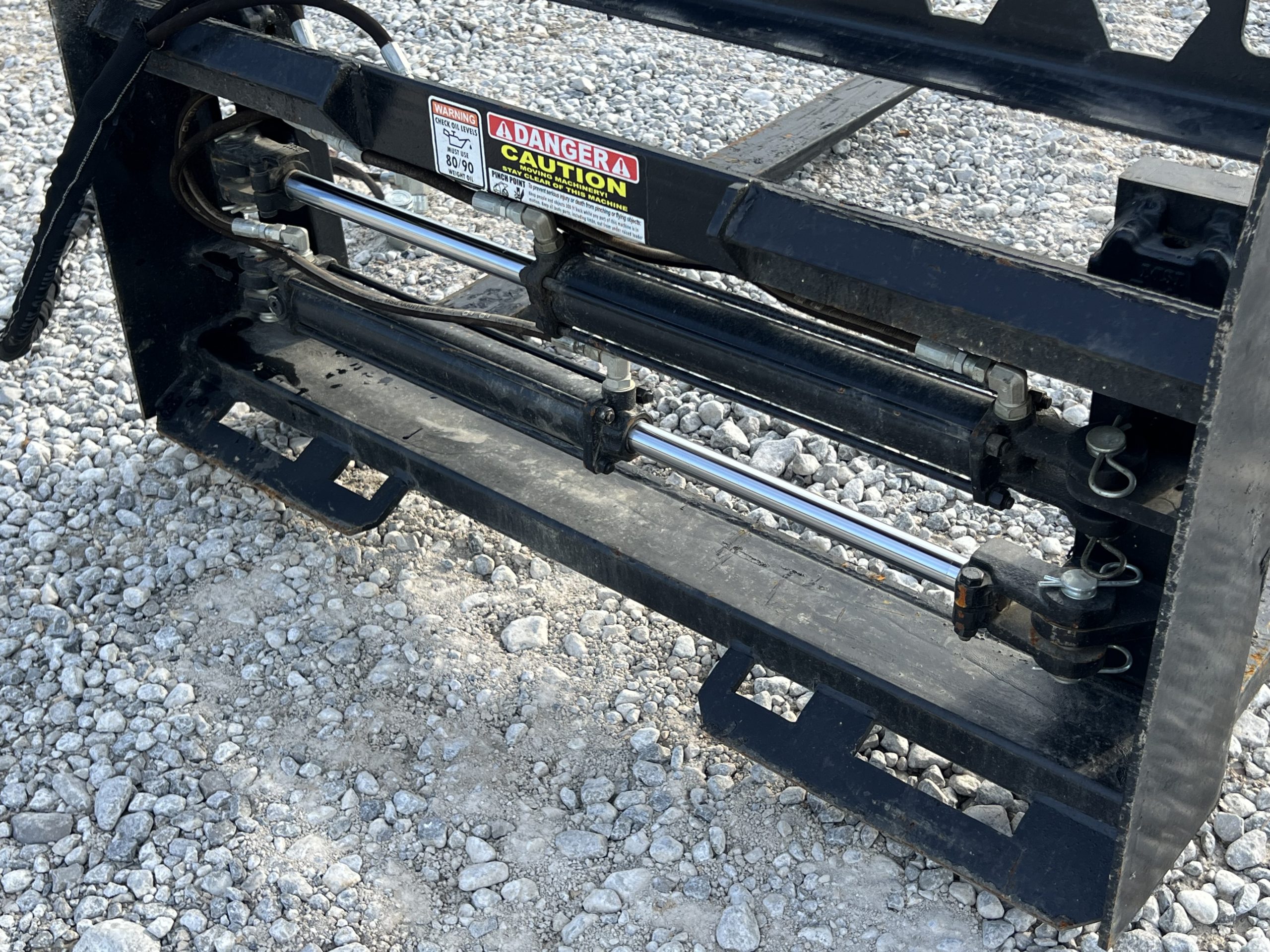 48″ Hydraulic Pallet Forks Fork Positioner Fits Skid Steer Tractor Quick Attach - Image 10