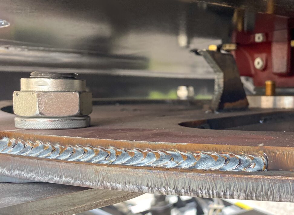 BrushMonster Revolution 77″ Standard/High Flow - Image 10