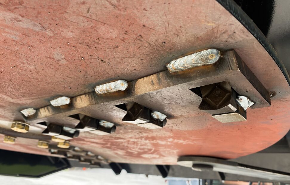 BrushMonster Revolution 77″ Standard/High Flow - Image 8