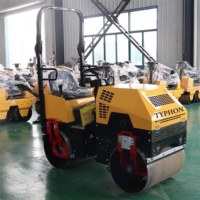 TYPHON FURY 1 Ton Vibratory Compactor Asphalt Roller USA - Image 4