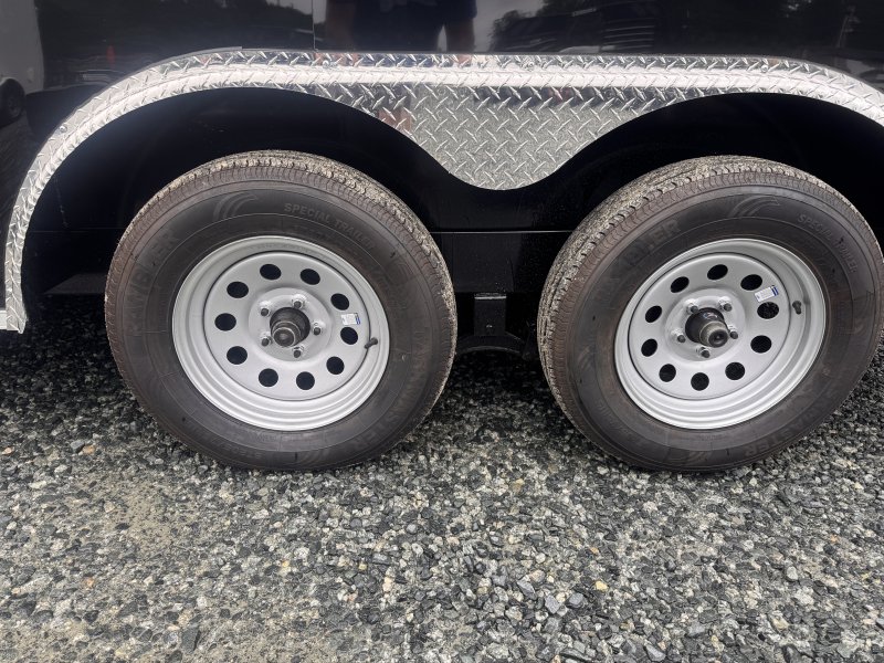 2025 Cynergy 8.5x16 Enclosed STD Ramp 7K - Image 4