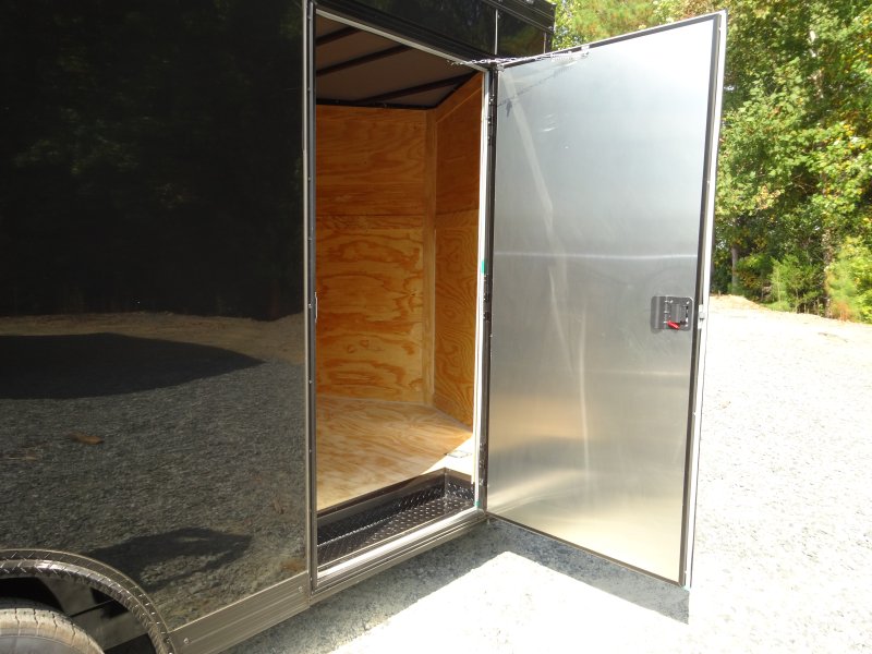 2026 Cynergy 8.5x16 Enclosed Pro Series Slant-V Blackout Ramp 10K - Image 10